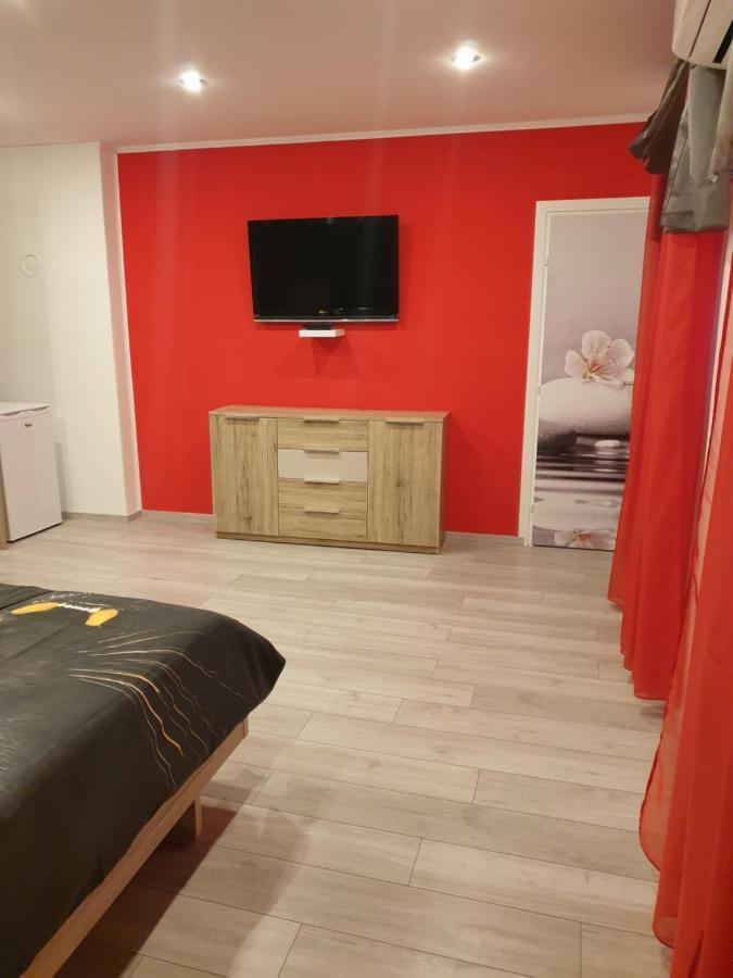 Room Petra In Centertown Senj  Exteriör bild